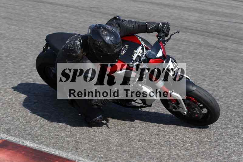 /44 09.08.2025 Plüss Moto Sport ADR/Einsteiger/54